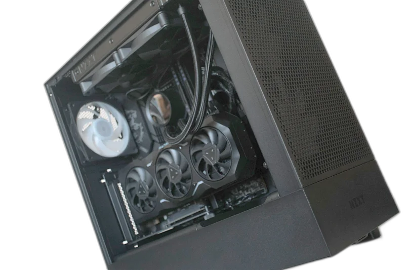 NZXT H5 Flow Mid Tower — Mid Tower · ATX/mATX/ITX · Perforated Front Panel